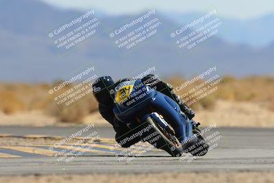 media/Mar-21-2025-CVMA Friday Practice (Fri) [[30cd4fe323]]/5-Racer 4/Session 4 (Turn 16)/